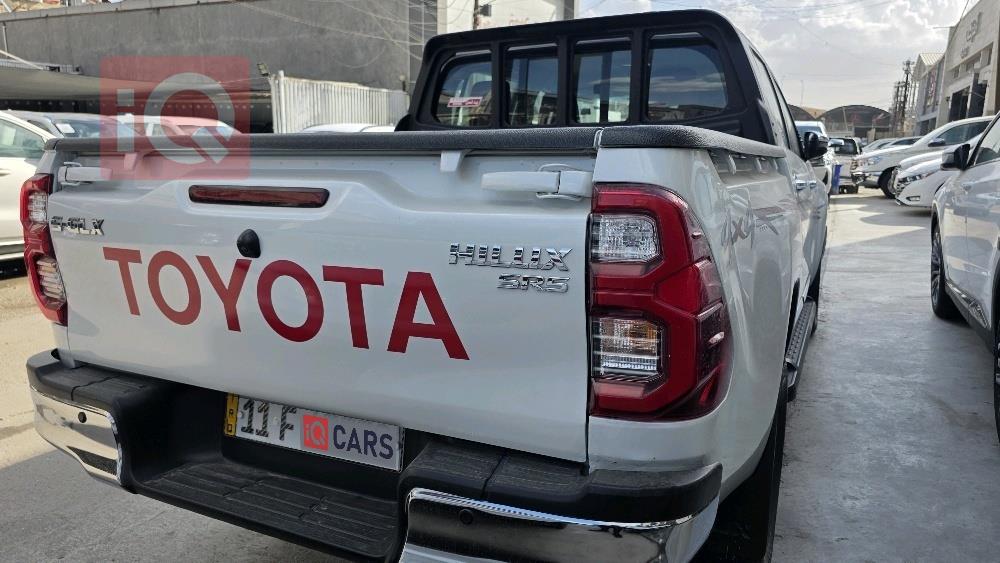 تويوتا هايلوكس